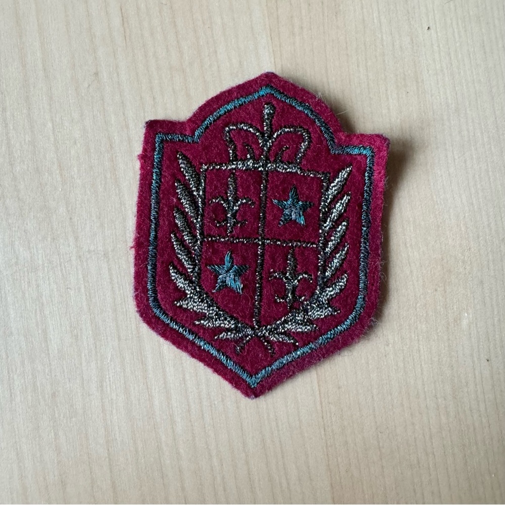 Little patch - Picture 2 of 3